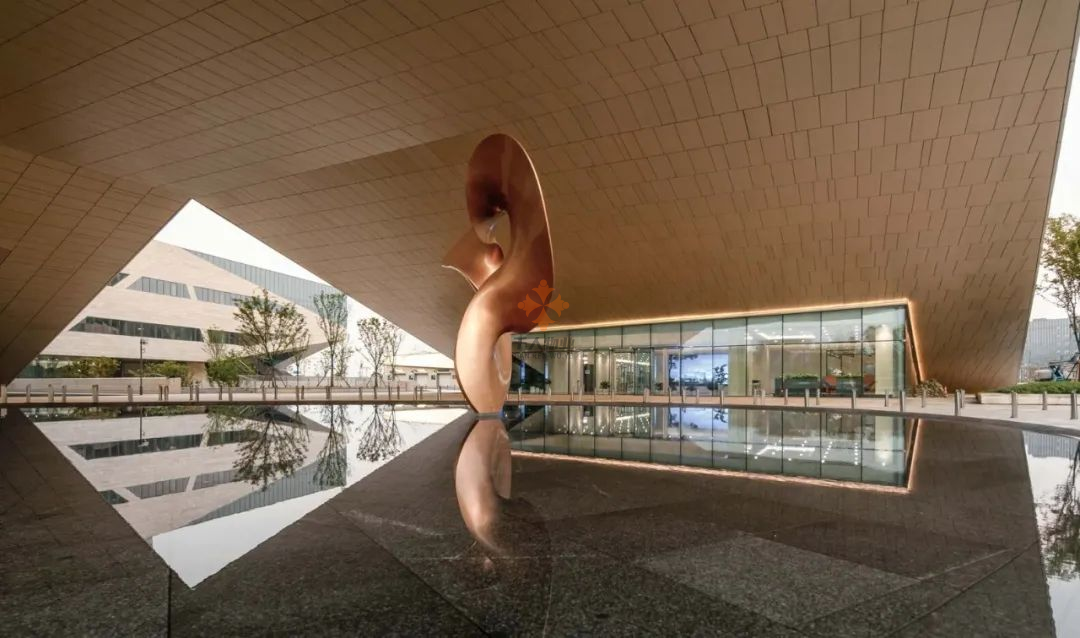 科技辦公新地標！創晶科技中心稀缺席位，限時招租