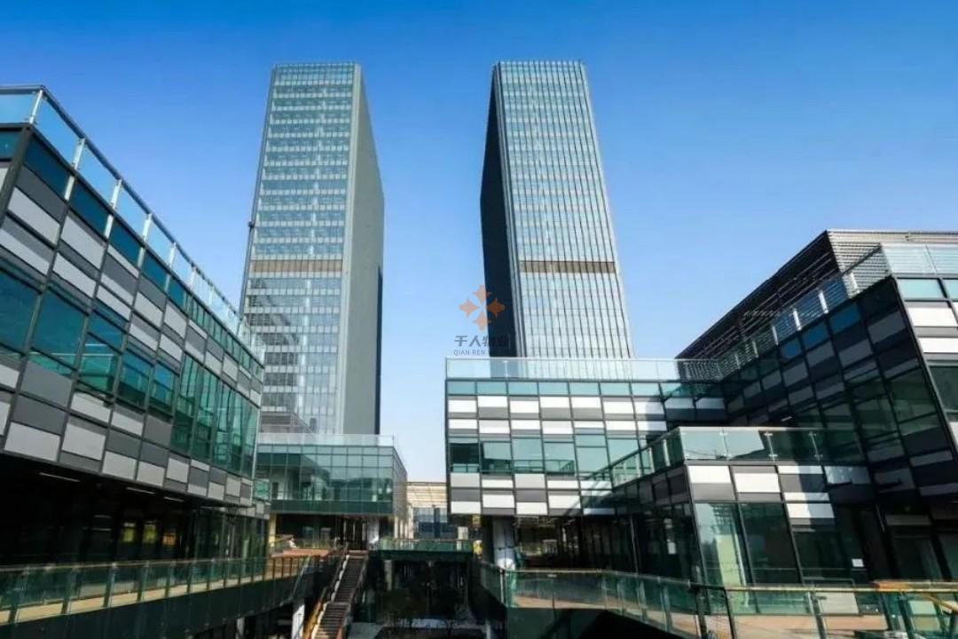 浦東 前灘世貿中心一期 1526平米 標準裝修