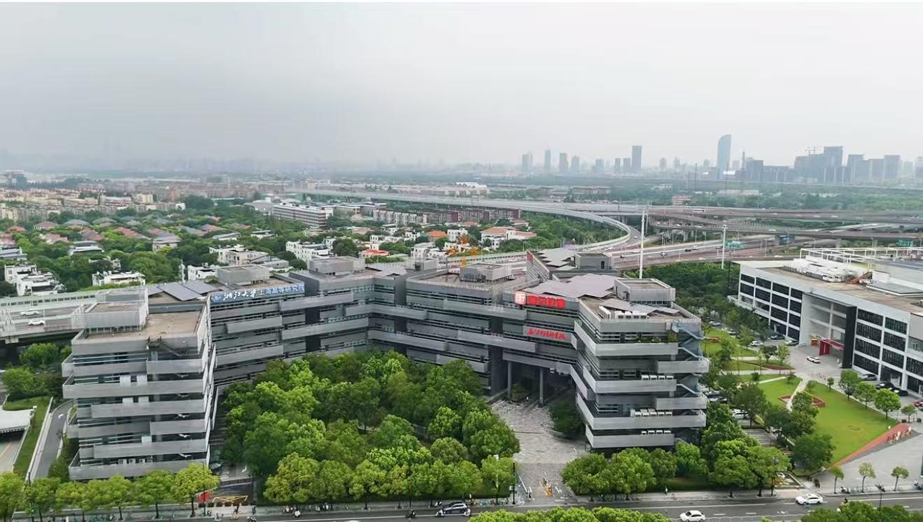 張江國創中心三期-關于我們