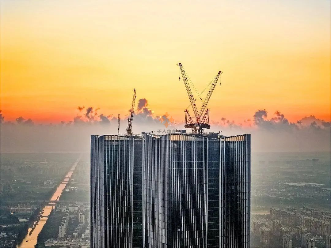 張江科學(xué)之門(mén)招租倒計(jì)時(shí)，好位置不等人，速來(lái)?yè)屨迹? /></div>
          <div   id=