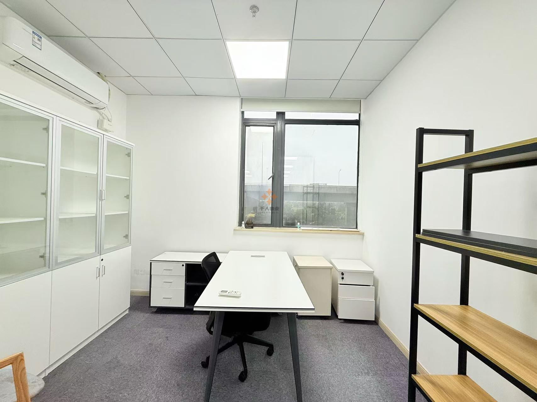 浦東 張江集電港 136平米 精裝