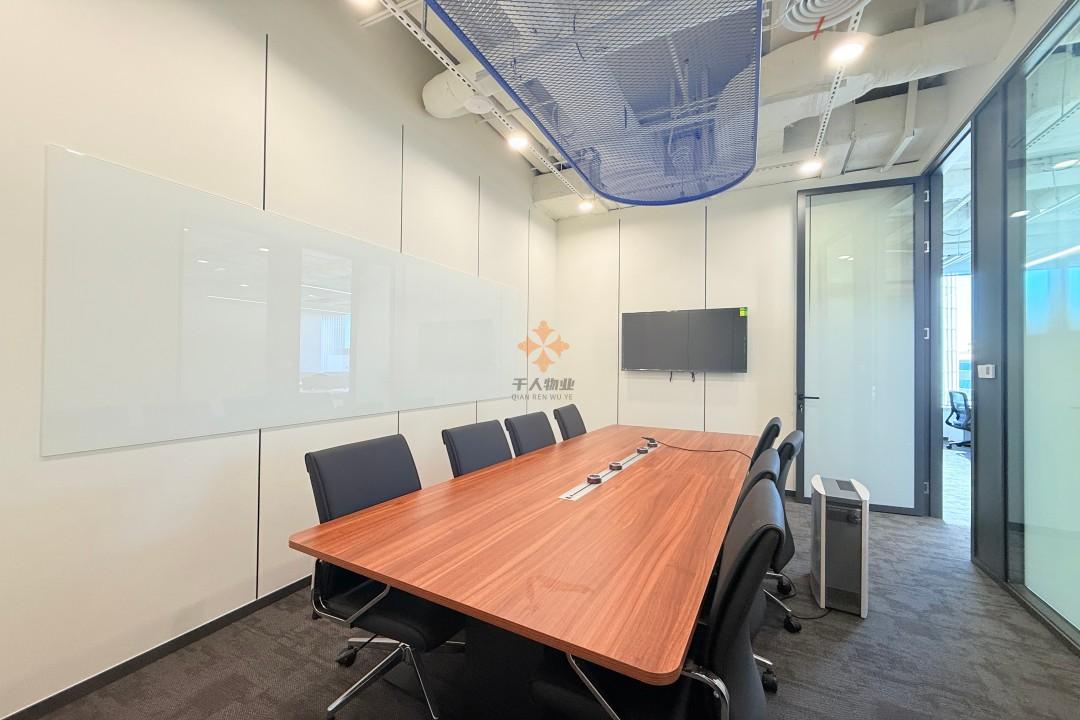 浦東 張江科學(xué)之門(mén) 190平米 簡(jiǎn)裝